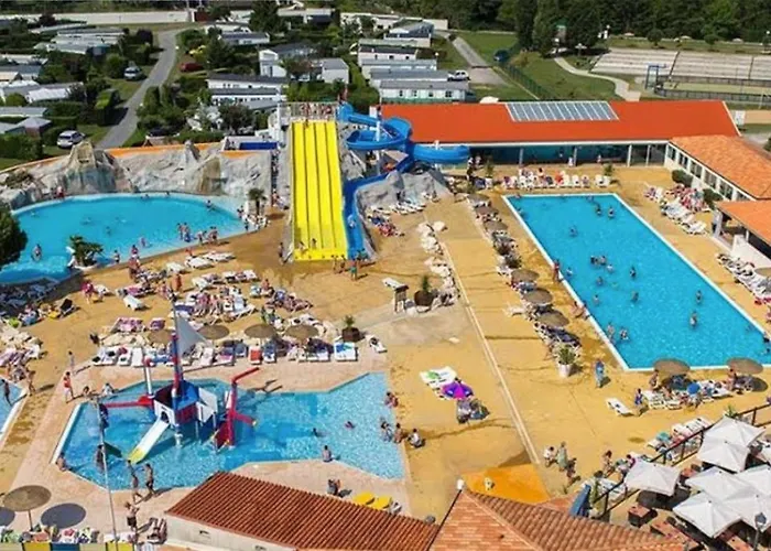 Mobilhome Close To The Pool - Cc110 Siblu Les Charmettes * 레 마트